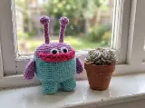 Cute Alien Creature Amigurumi Crochet Pattern — photo 3